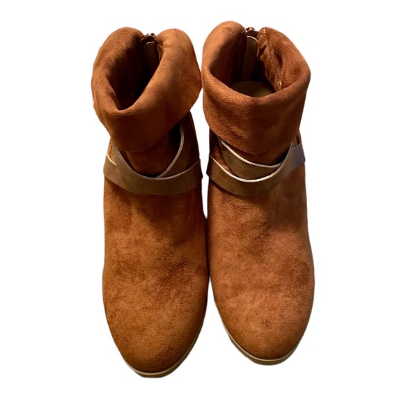 ND NEW DIRECTIONS MACEY’S JORIE RUST SUEDE CHUNKY HEELED ANKLE BOOTS SIZE 10 - Picture 7 of 16